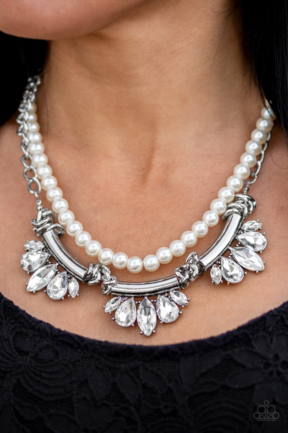 Bow Before The Queen - White - Necklace - Paparazzi Accessories