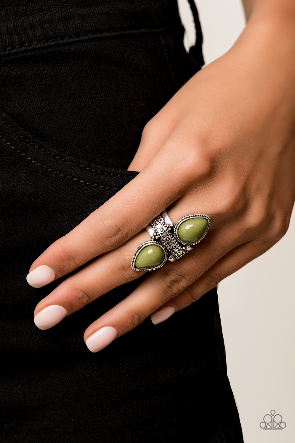 New Age Leader - Green - Rings - Paparazzi Accessories