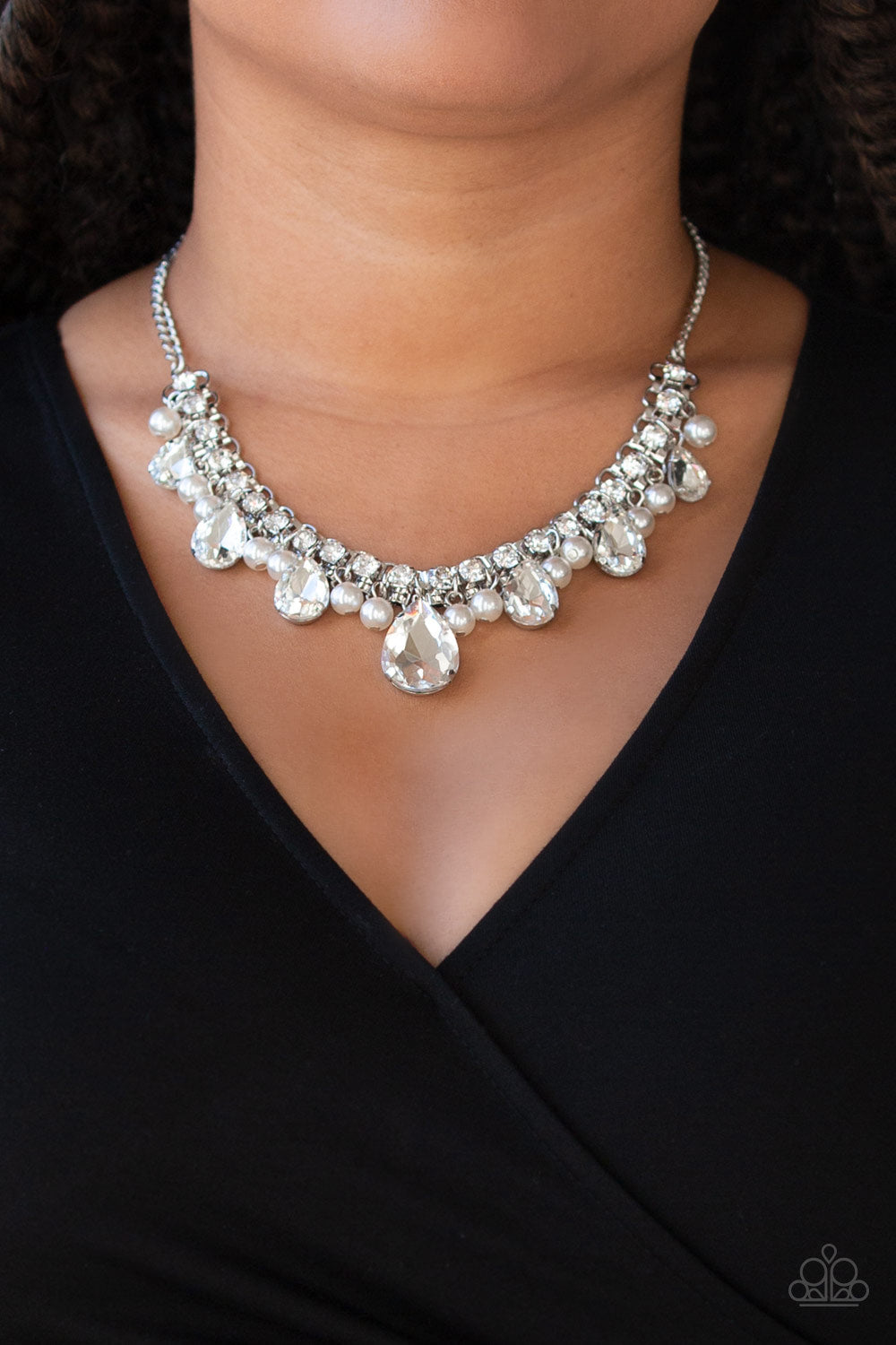 Knockout Queen - White - Necklace - Paparazzi Accessories